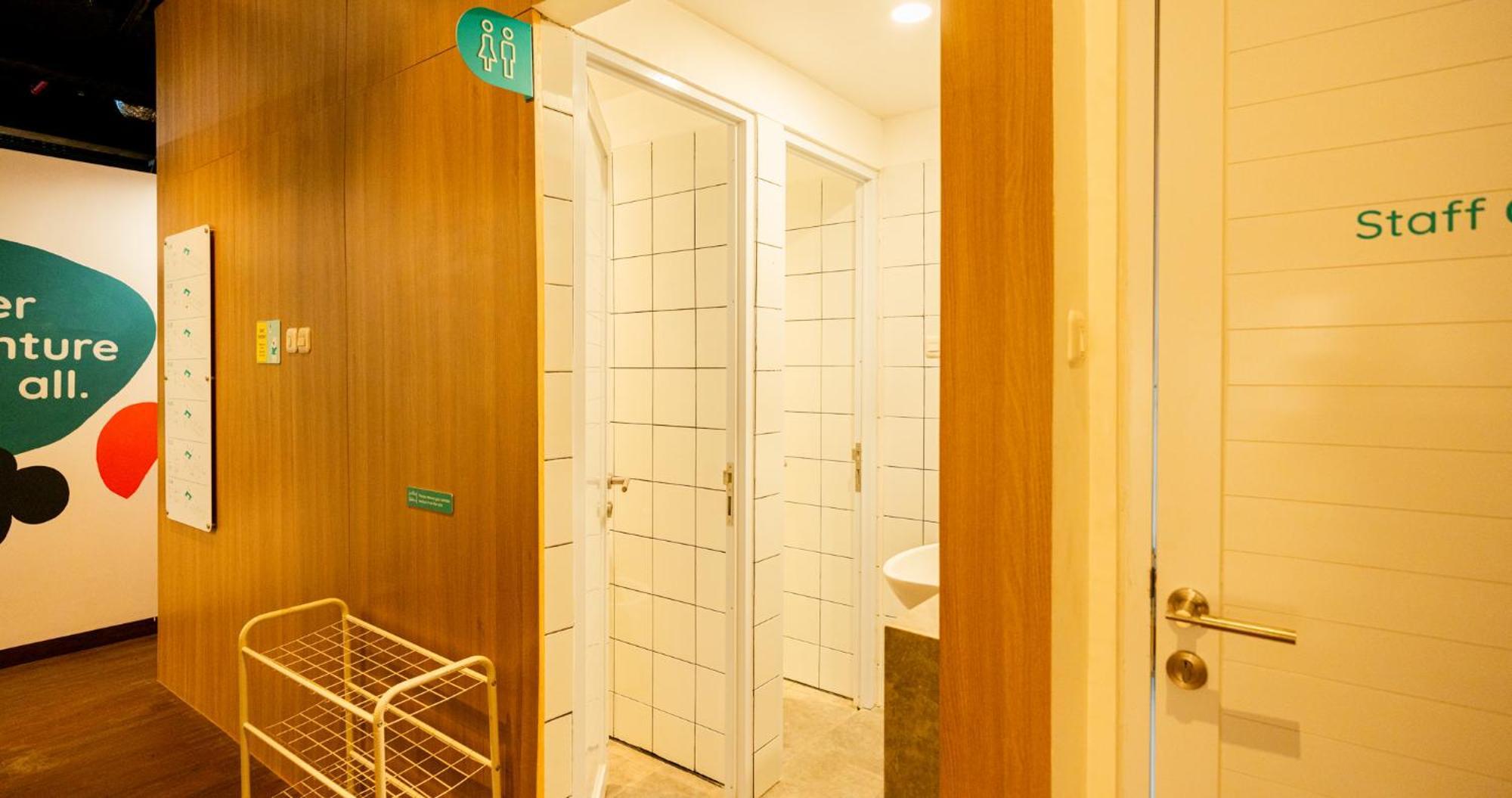 Bobopod Airport Cbc, Tangerang Hotel Rawalembang Екстериор снимка